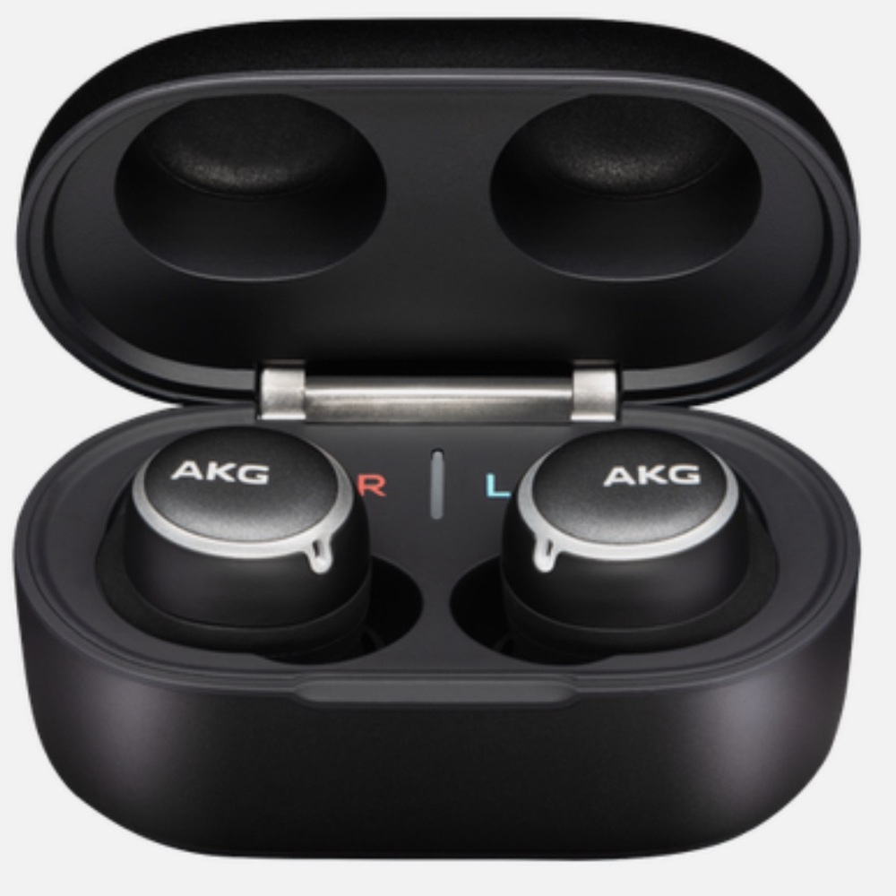 **NEW** AKG N400 wireless earbuds. NOT refurbished